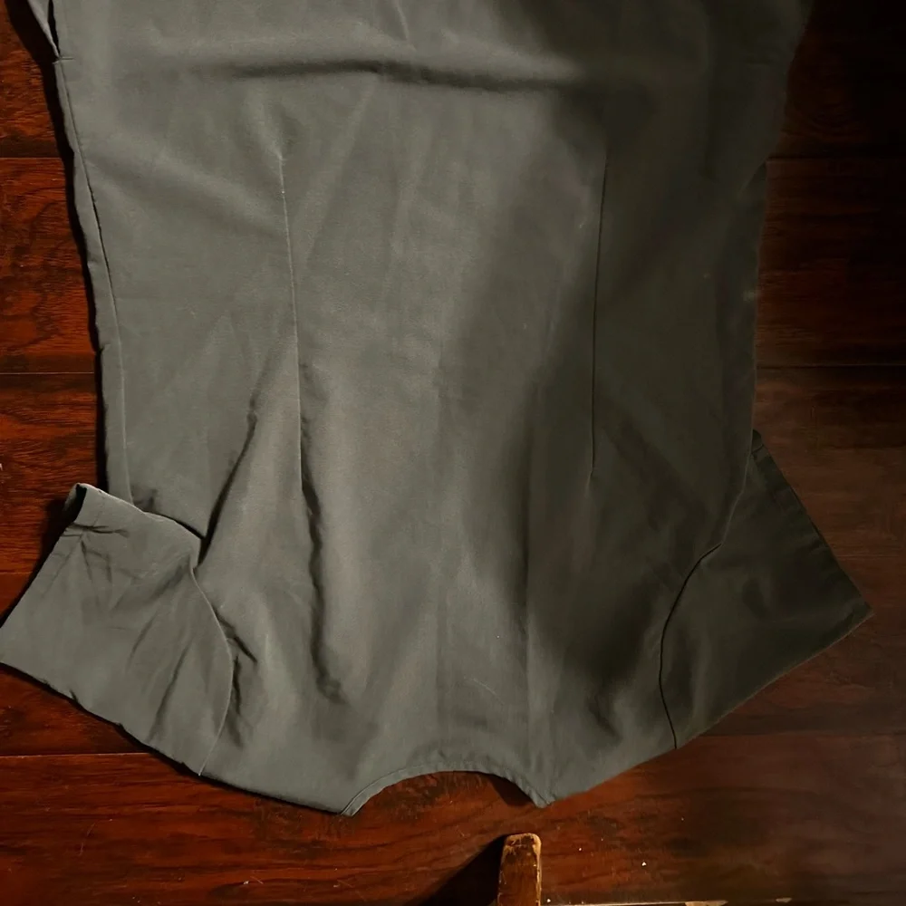 Figs Charcoal Sage technical Scrubs Top and Pant Woman’s Large - Picture 5 of 12